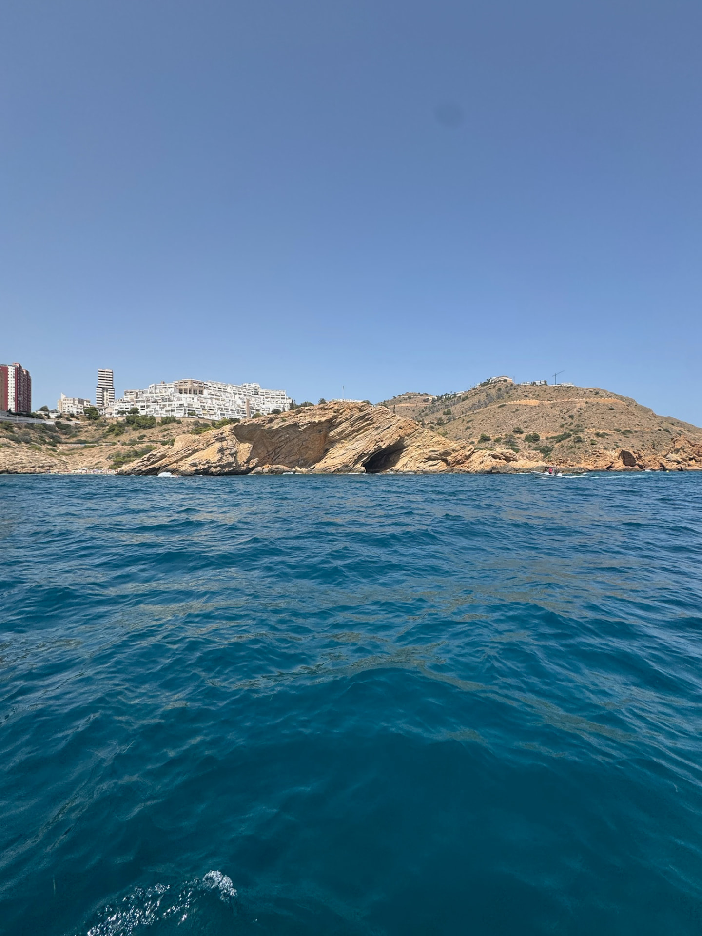 A tenger Benidorm partjainál